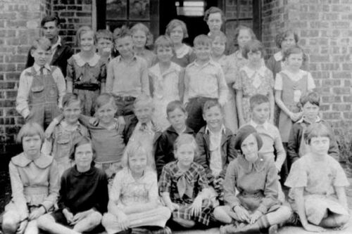 Third grade at Hodges Oak School in 1934