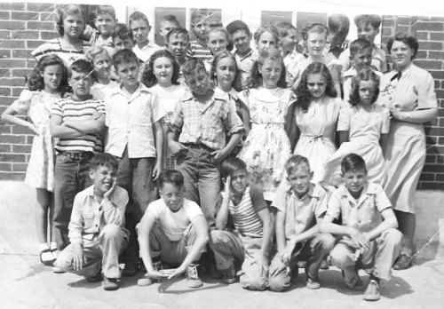 RHS-1954-Sixth grade at Young School