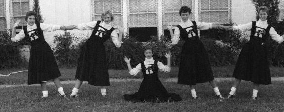 RHS-1959 Cheerleaders