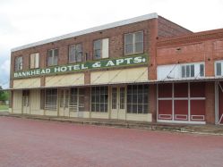 old Bankhead Hotel in Strawn
