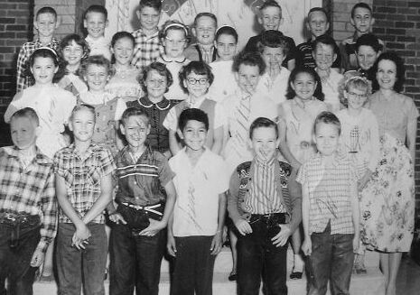 RHS-1968 4th Grade Class at Young School